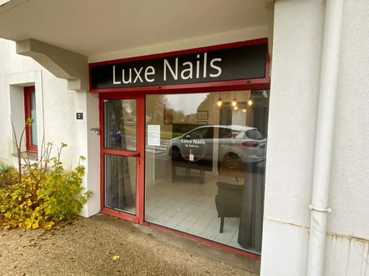 Luxe Nails By Sabrina - Onglerie Guérande - Photo de couverture - OneBooking