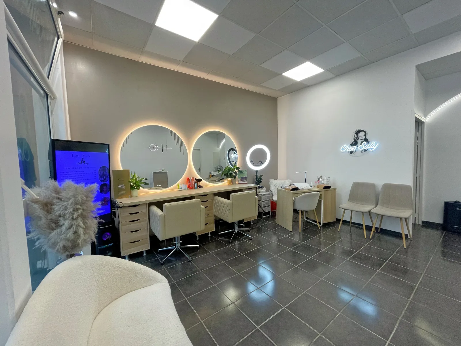 Chez Sally Coiffure - Coiffure Strasbourg - OneBooking
