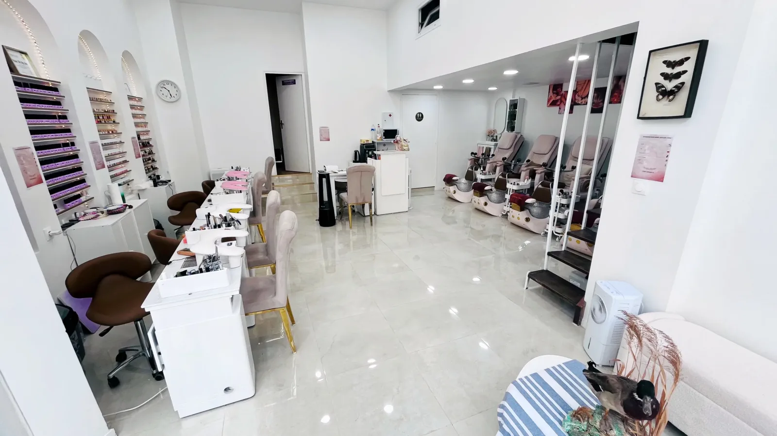 Le Château Nails Versailles - Onglerie Versailles - OneBooking