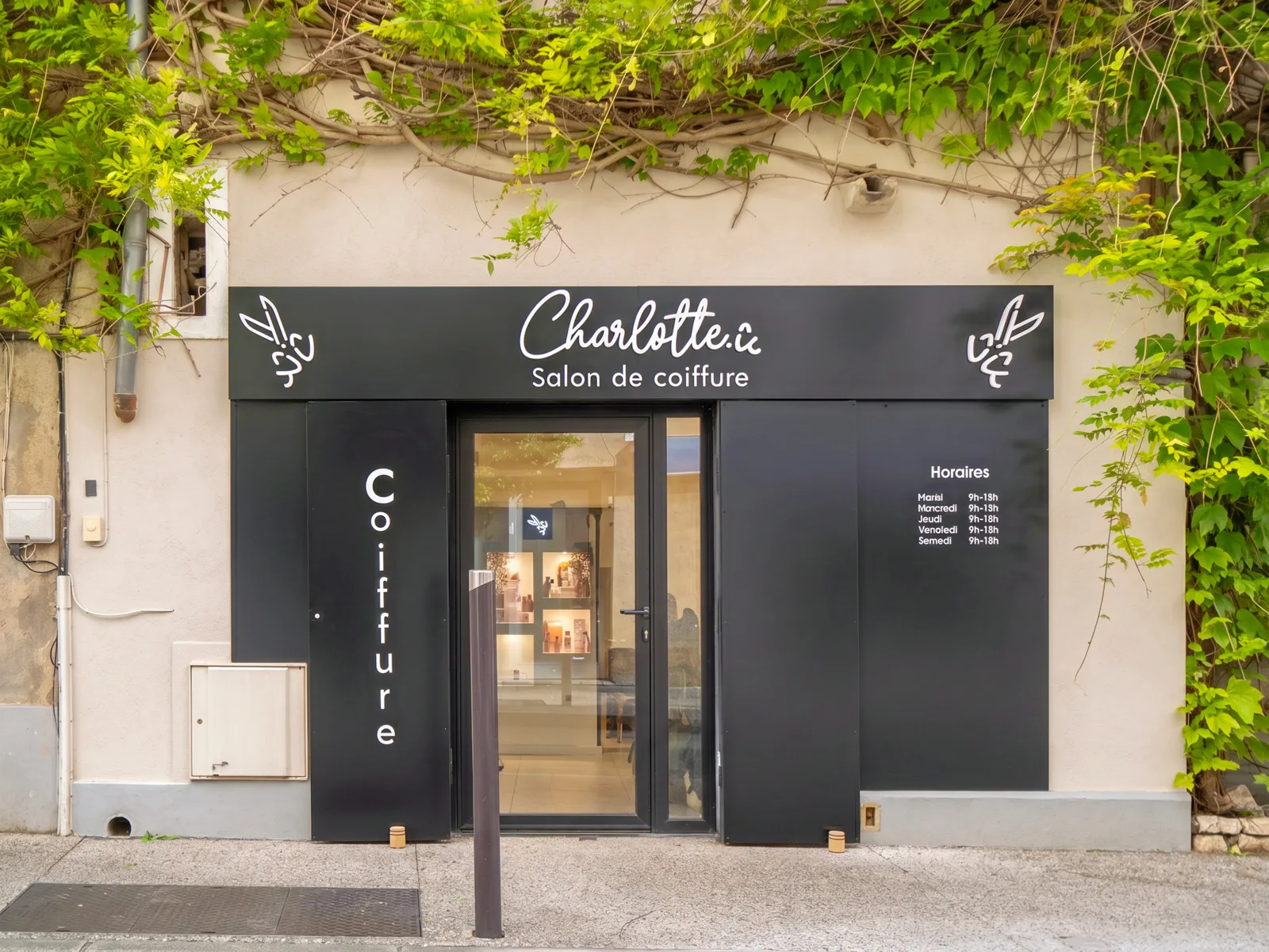 Charlotte.C - Salon de Coiffure - Coiffure Pignan - Photo de couverture - OneBooking