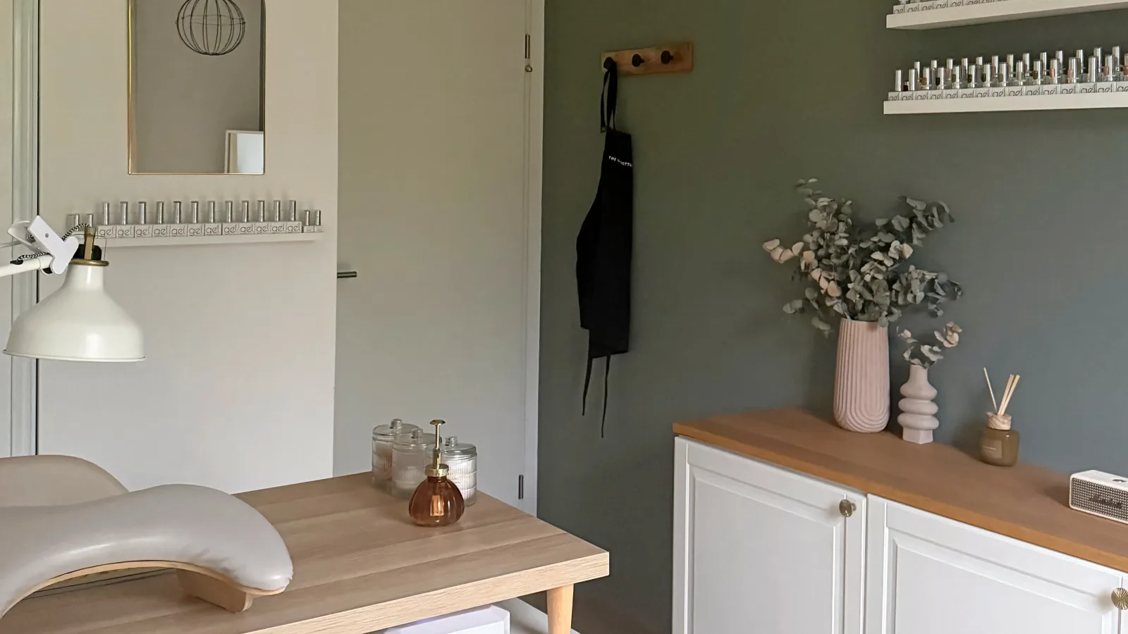 Happinessmanucure - Onglerie Villenave-d'Ornon - OneBooking