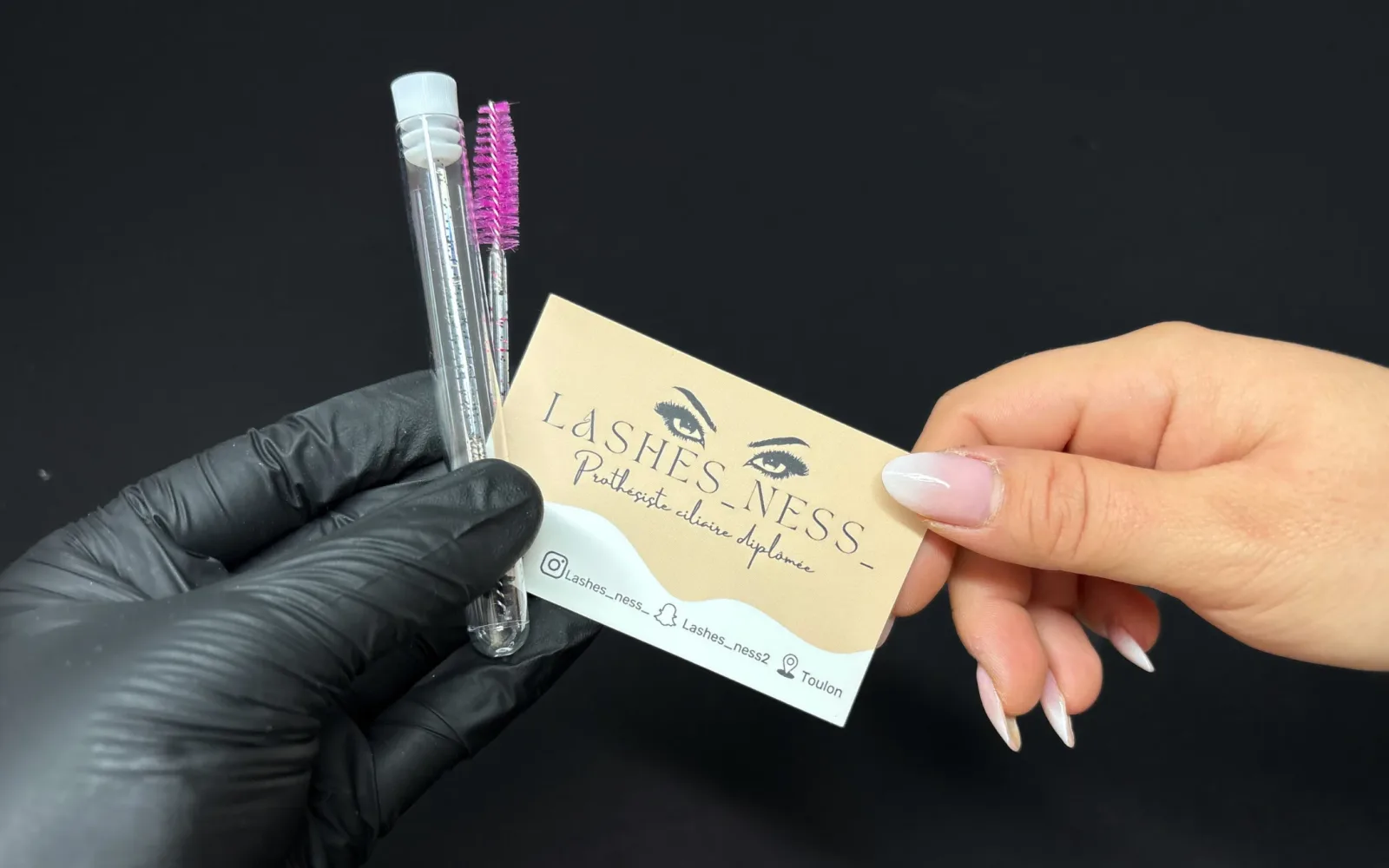 Lashes Ness - Sourcils & cils La Seyne-sur-Mer - OneBooking