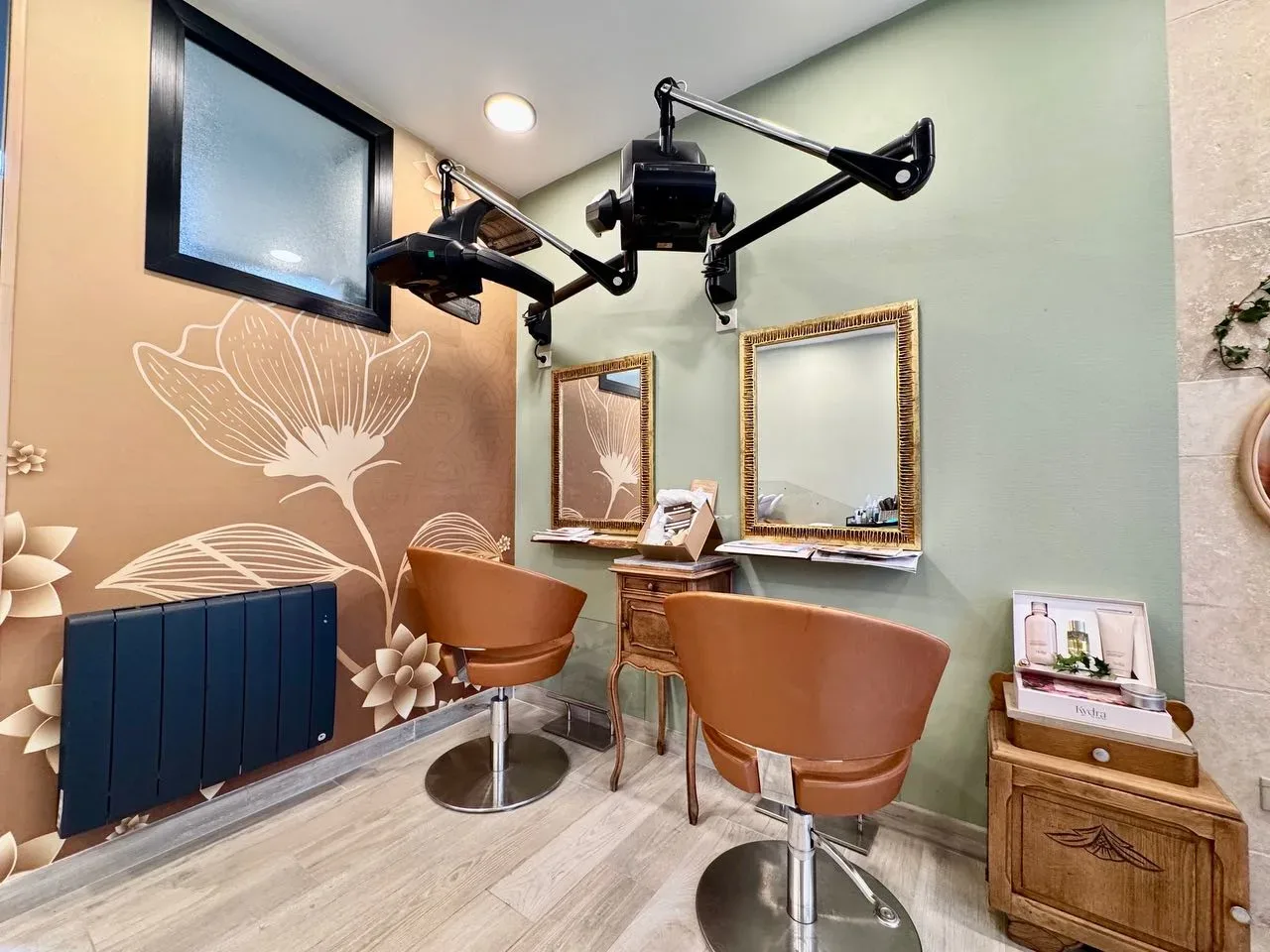 Tete en l'hair - Coiffure Lisieux - OneBooking