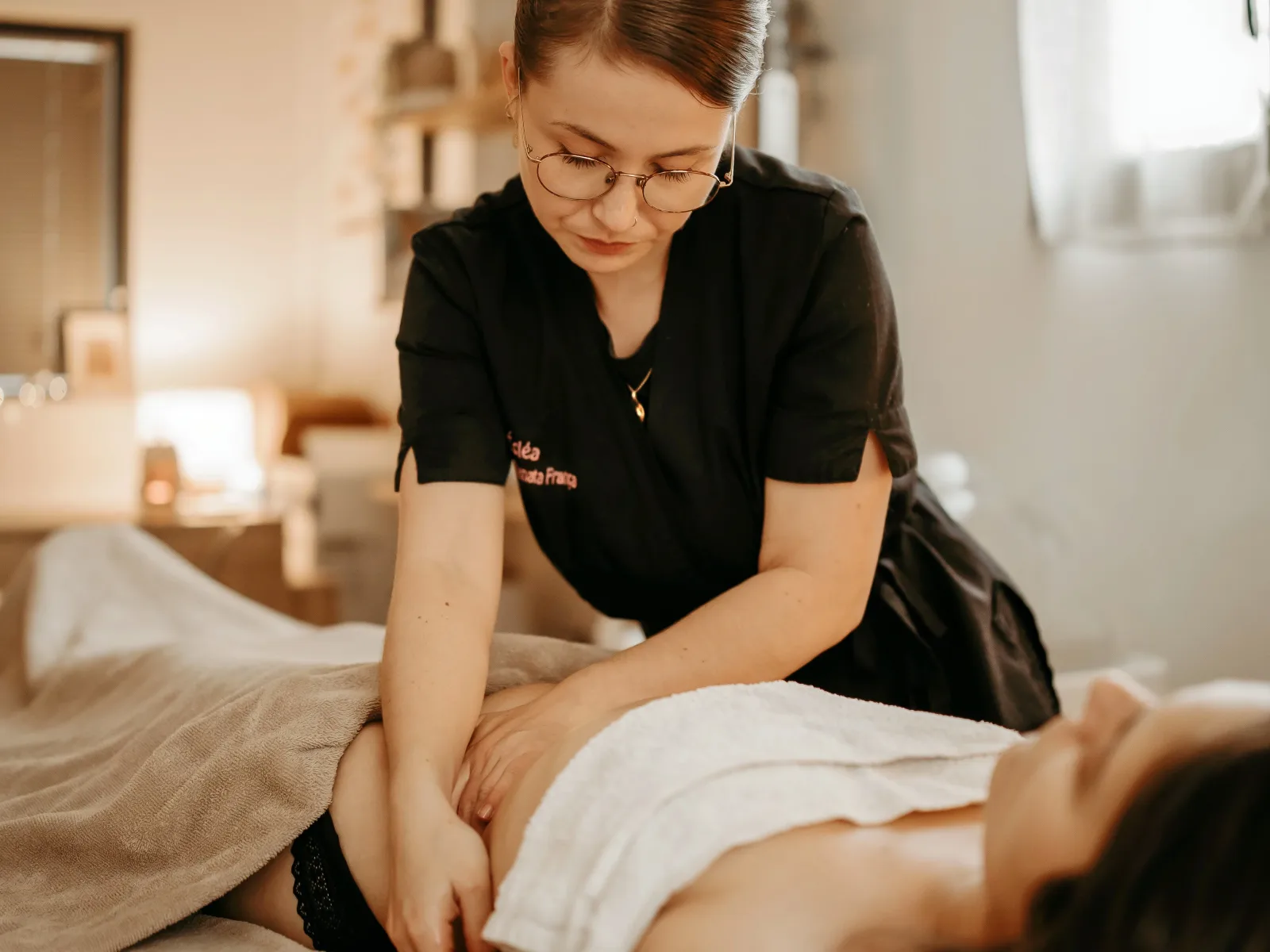 Ecléa - Massage Rodez - Photo de couverture - OneBooking