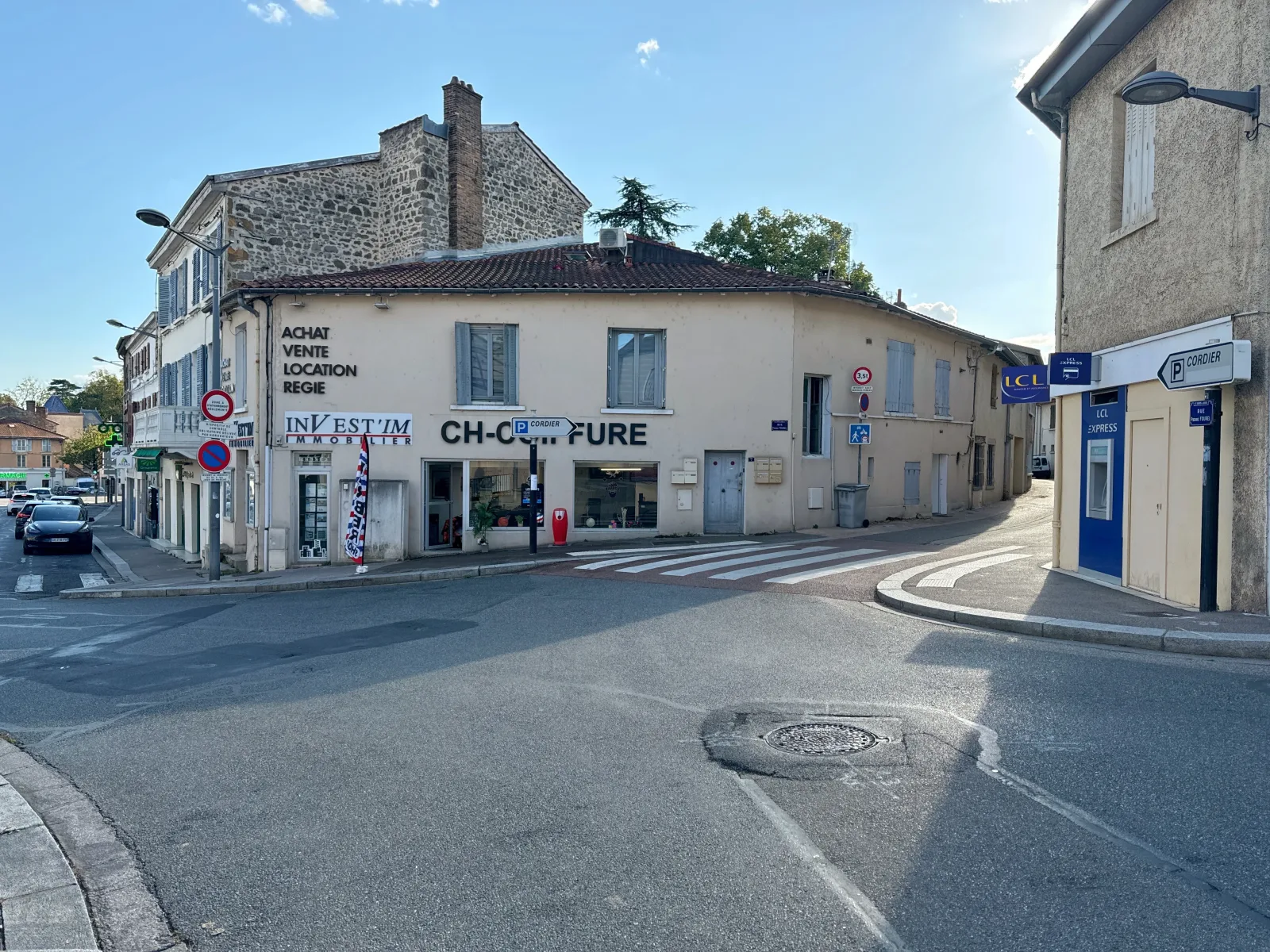 CH Coiffure - Coiffure Saint-Genis-Laval - Photo de couverture - OneBooking