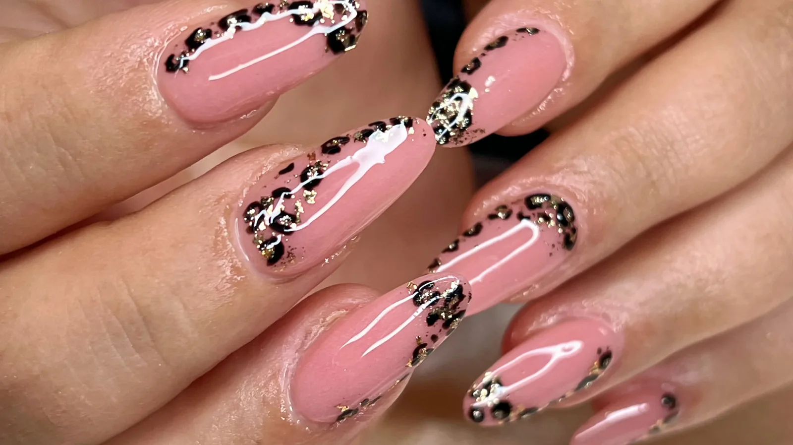 DippiNailArt