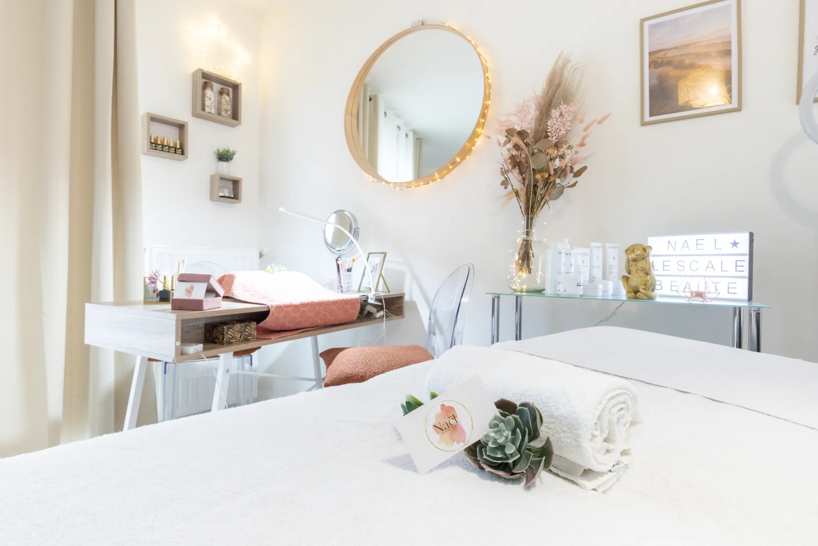 Naël l'Escale Beauté - Esthétique à domicile - Institut de beauté Mions - Photo de couverture - OneBooking