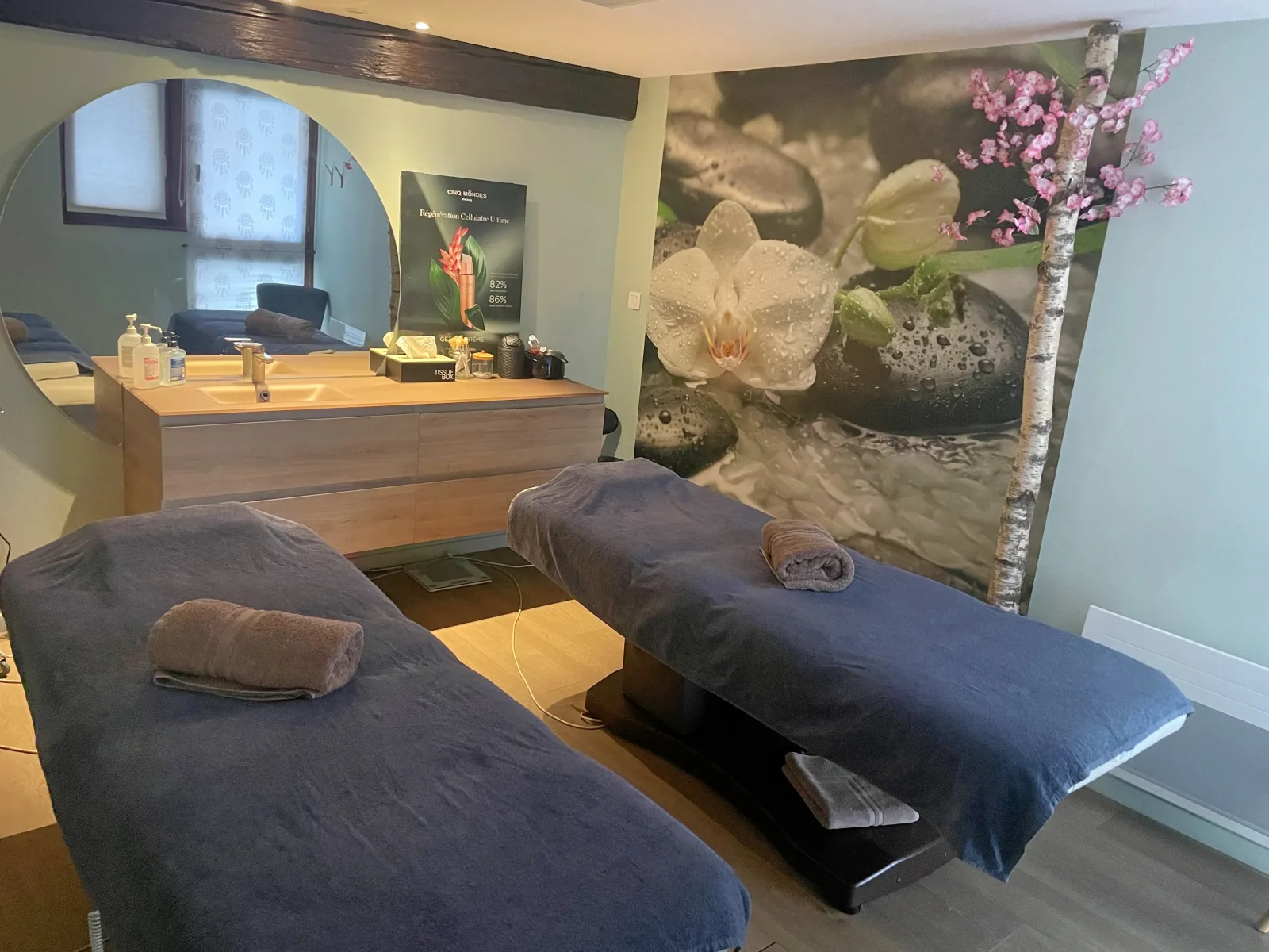 Mon instant bonheur - Onglerie Sélestat - OneBooking