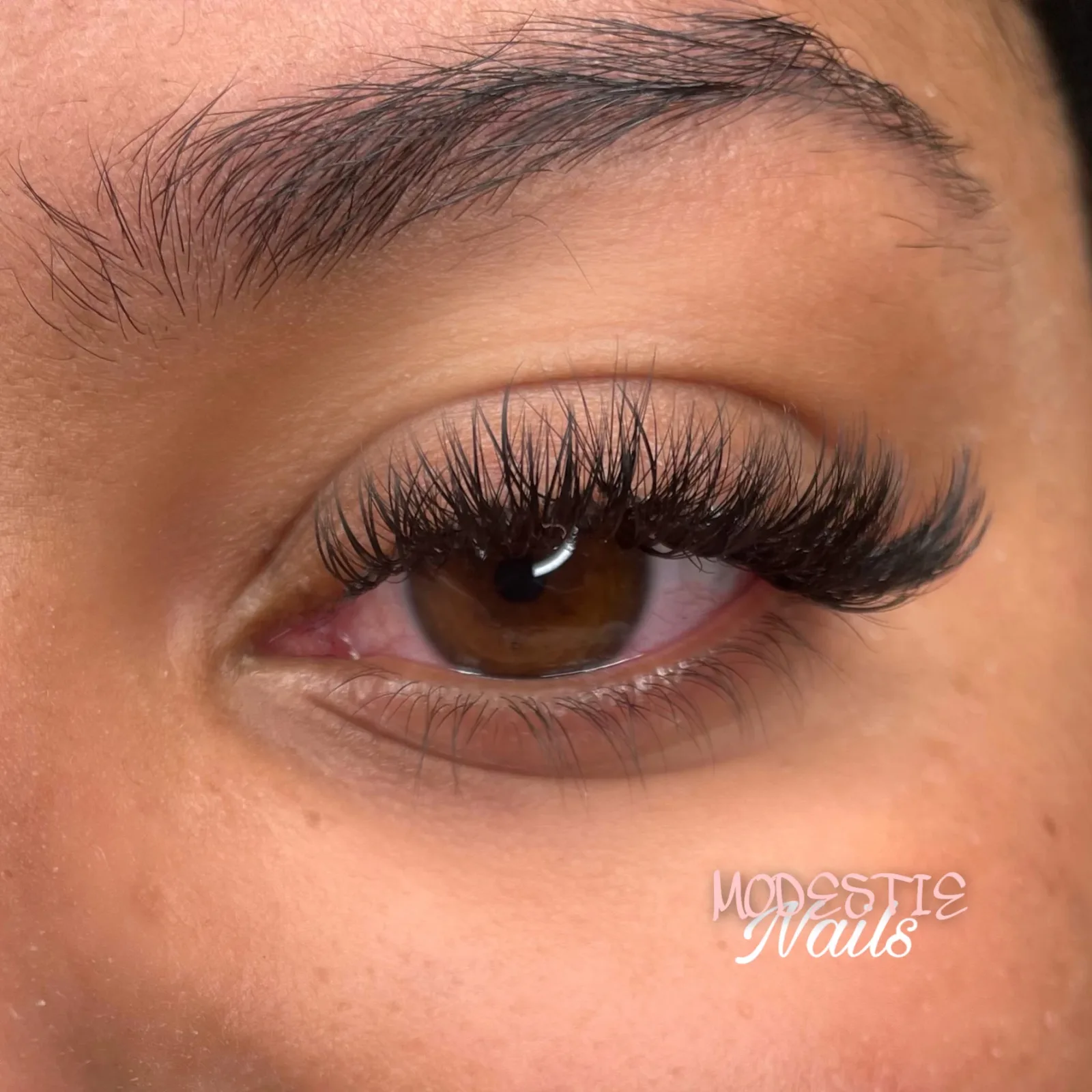 Modestie Studio - Coiffure Villeneuve-Saint-Georges - OneBooking