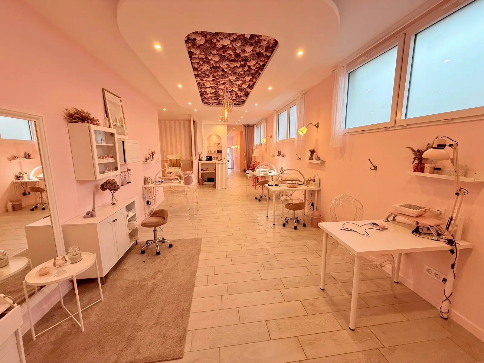 La Pause d'Iris (anciennement Le Boudoir De Lilou) - Institut de beauté Geneston - OneBooking