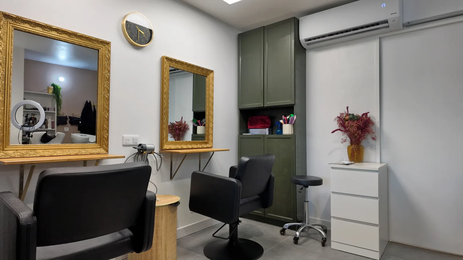Le Fauteuil de Roxanne - Coiffure Lagord - OneBooking