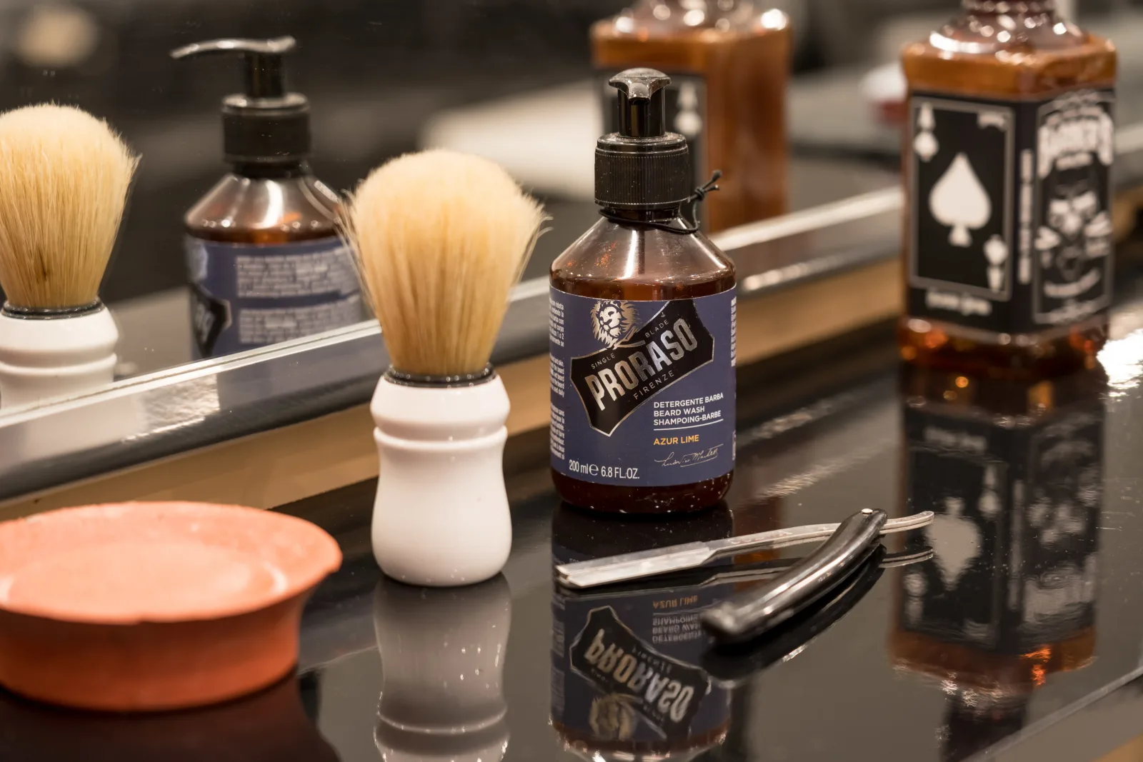 MH Barber7 - Coiffure Sète - Photo de couverture - OneBooking