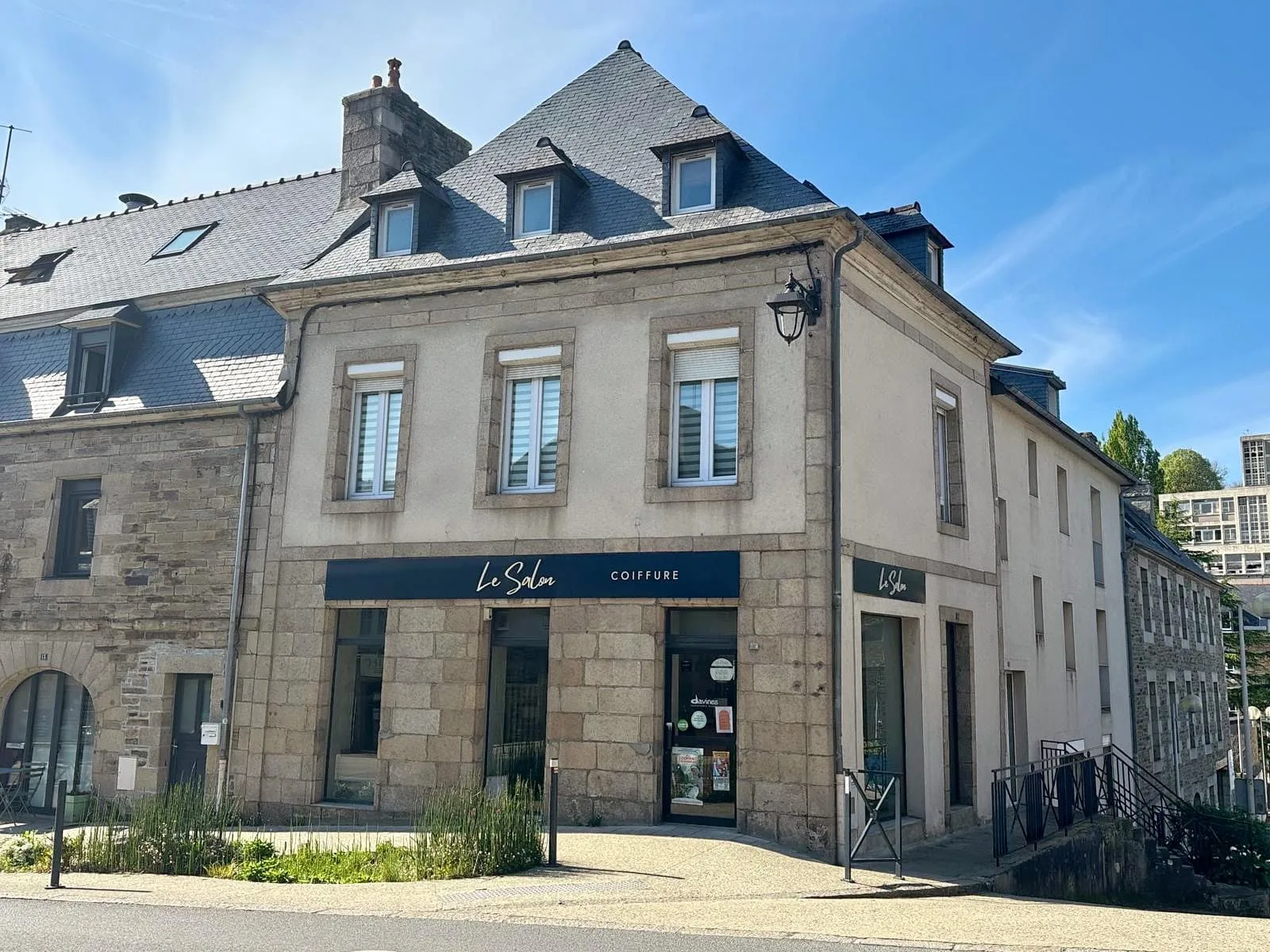 Le Salon - Coiffure Lannion - OneBooking