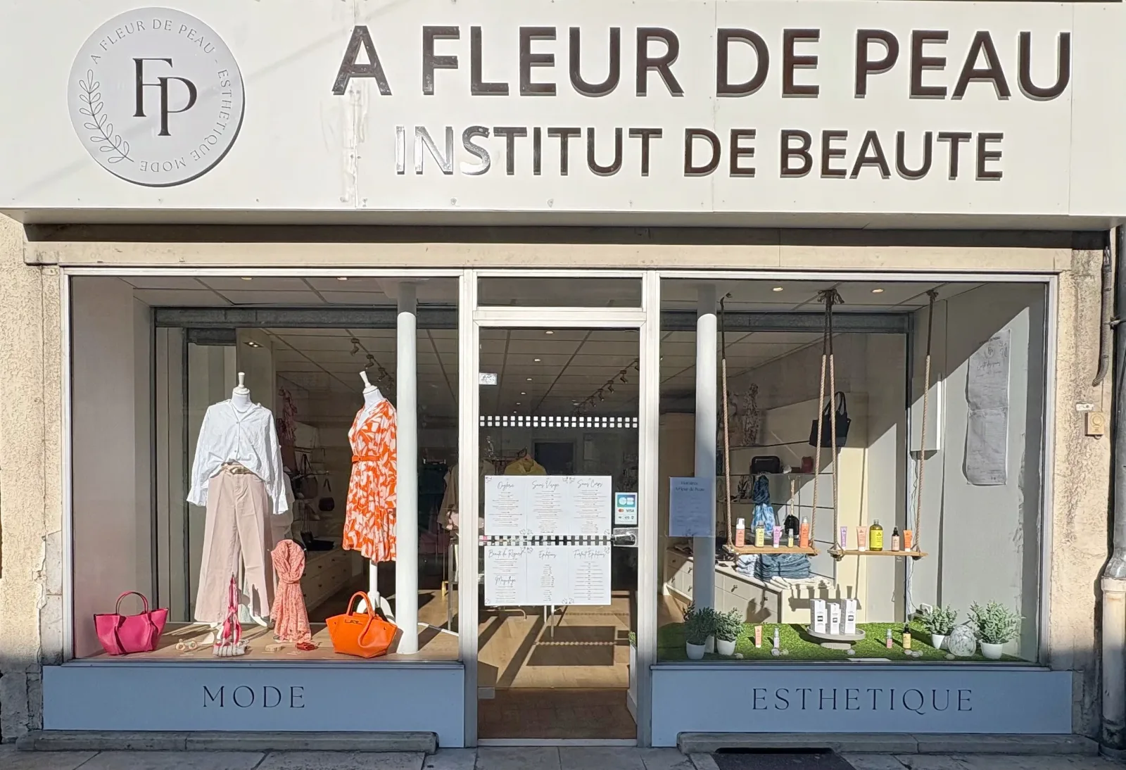 A Fleur de Peau - Institut de beauté Montbard - Photo de couverture - OneBooking