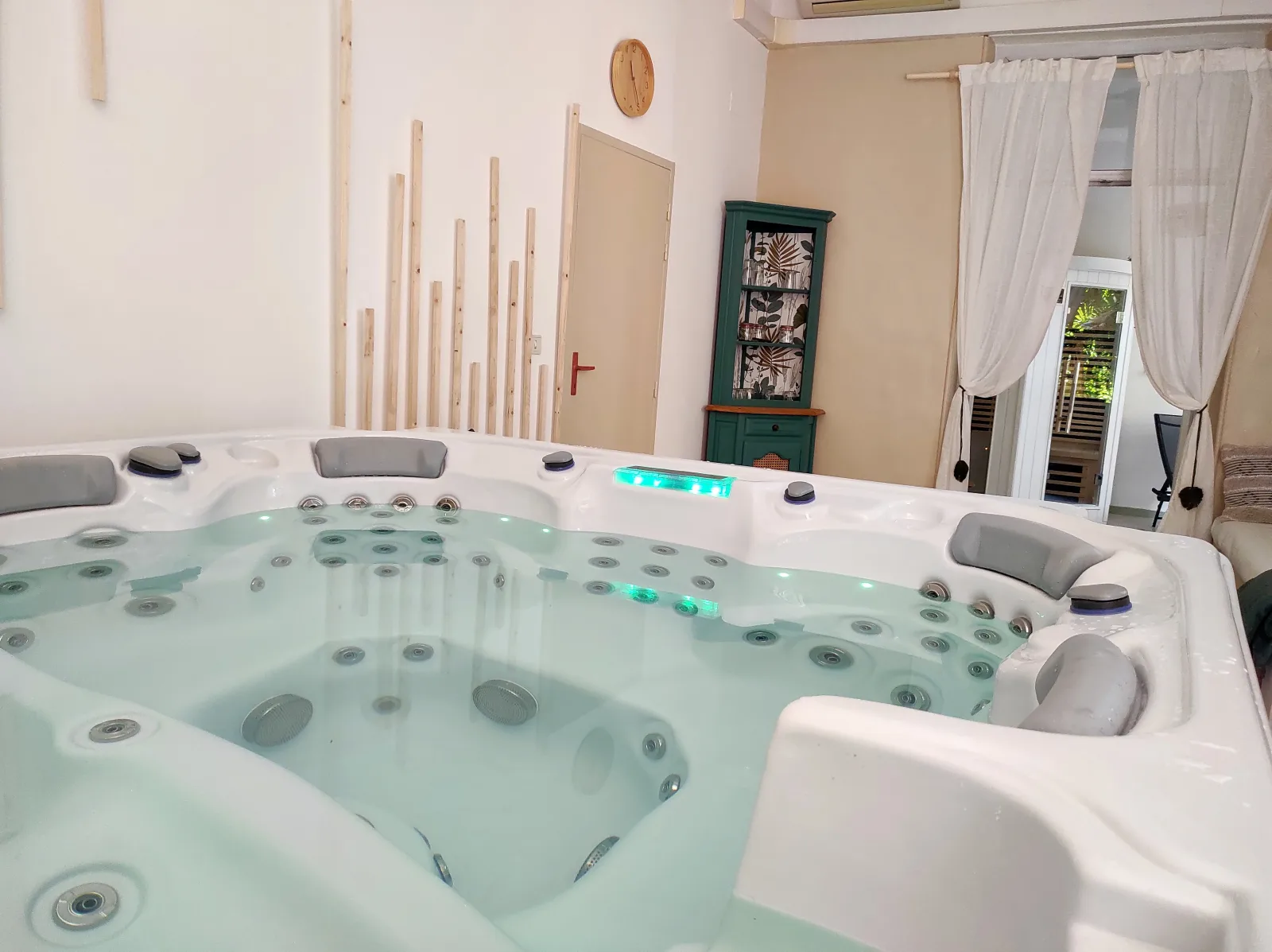 SPA Evasion de Soi - Institut de beauté Orange - OneBooking