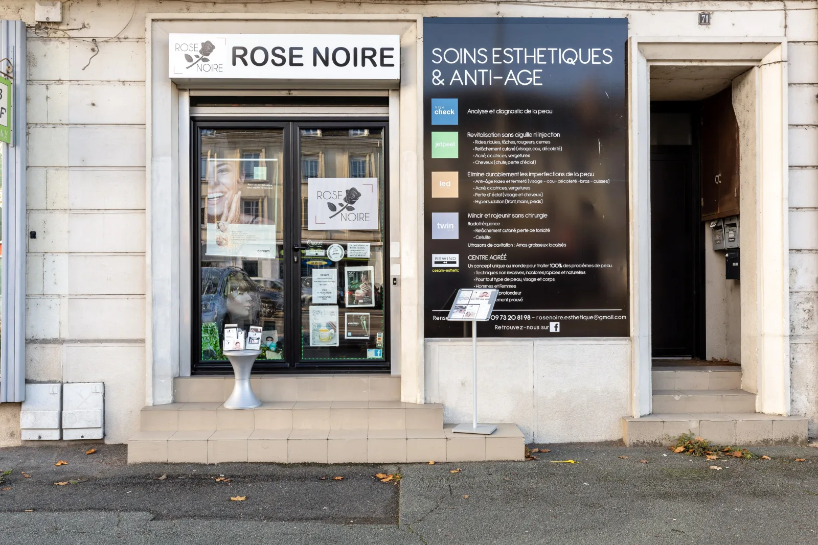 Rose noire - Institut de beauté Saumur - OneBooking