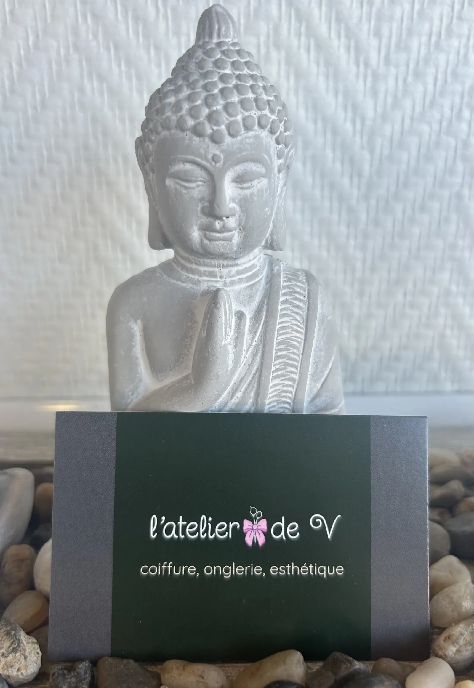 L’ATELIER DE V - Coiffure Melun - OneBooking