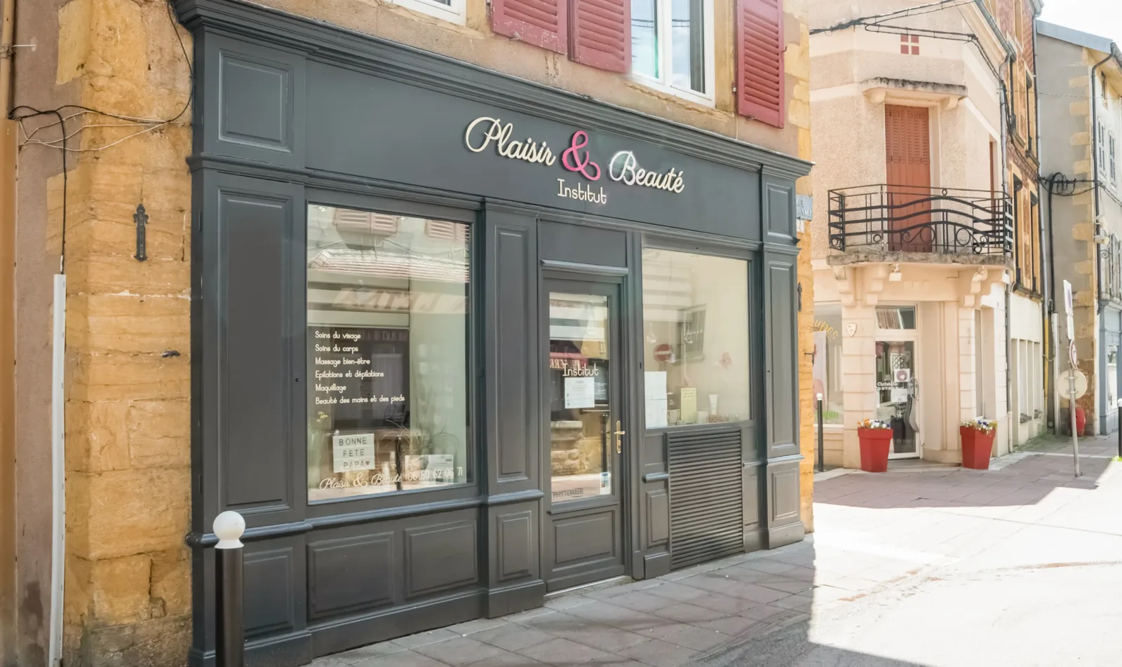 Plaisir & Beauté - Institut de beauté Charlieu - OneBooking