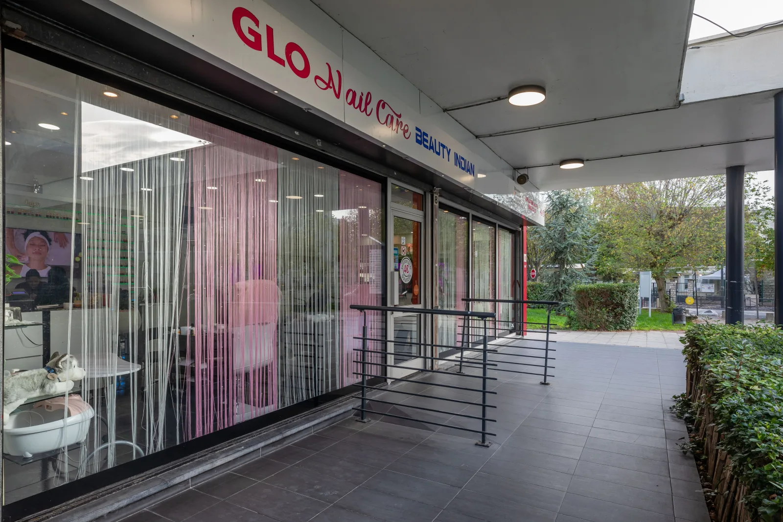 Glo Nail Care