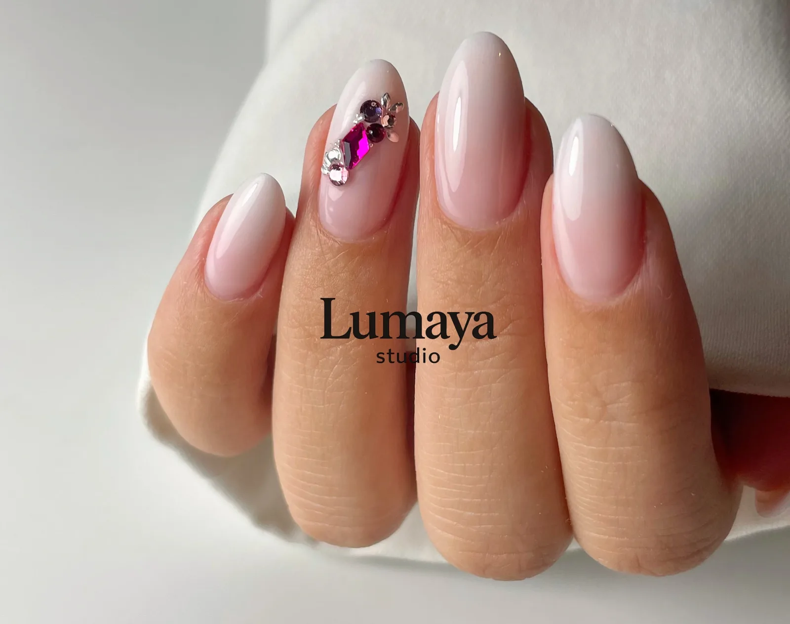 Lumaya Studio • Beauty • Nails • Academy