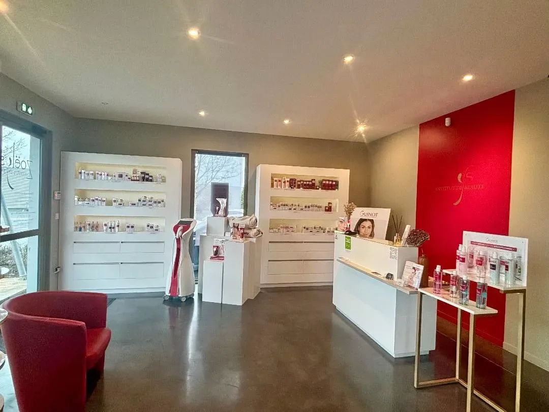 Zoëlys - Institut de Beauté - Institut de beauté Saint-Georges-sur-Loire - OneBooking
