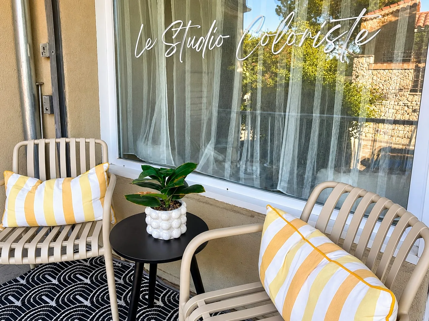 Le Studio Coloriste - Coiffure Rousset - OneBooking
