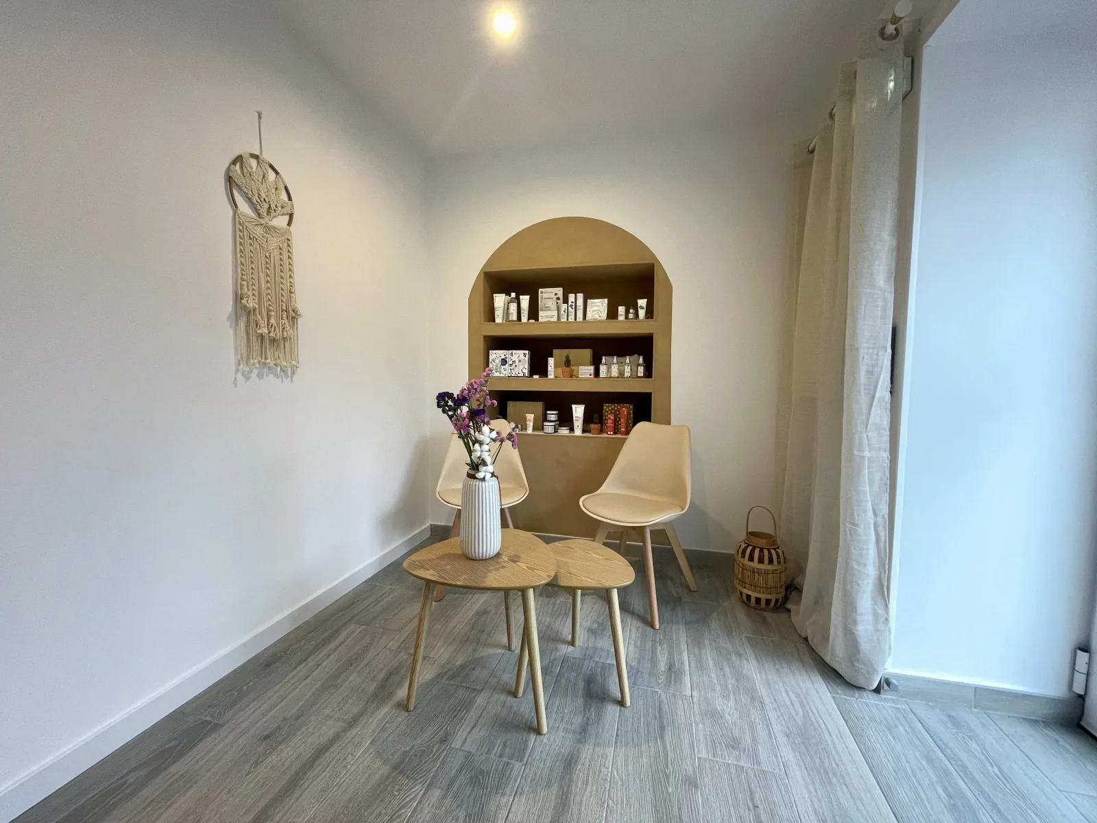 Le Cocon de Mel /  +33662082259 - Onglerie Urrugne - OneBooking