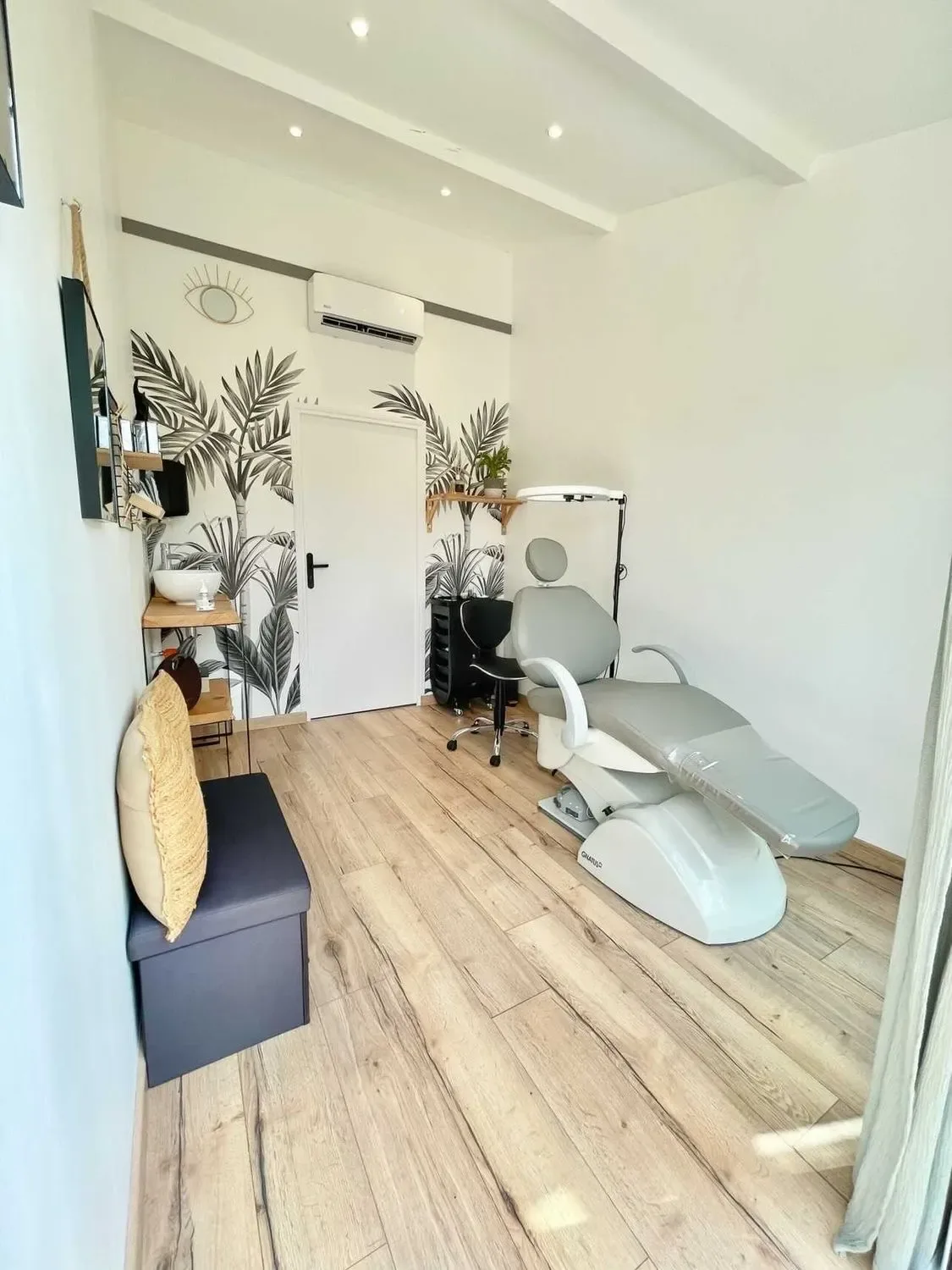PM Beauty - Onglerie Vidauban - Photo de couverture - OneBooking