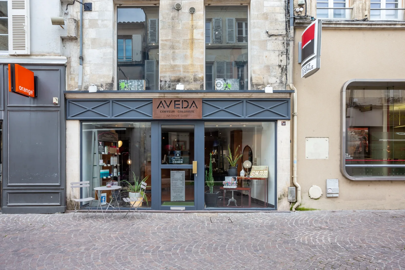 Aveda Coiffeur