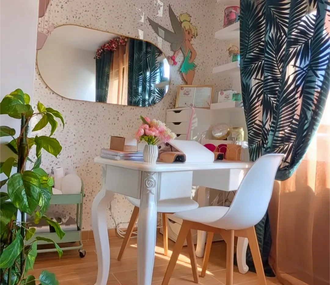 Le Boudoir d'Amandine - Beauté des ongles et du regard