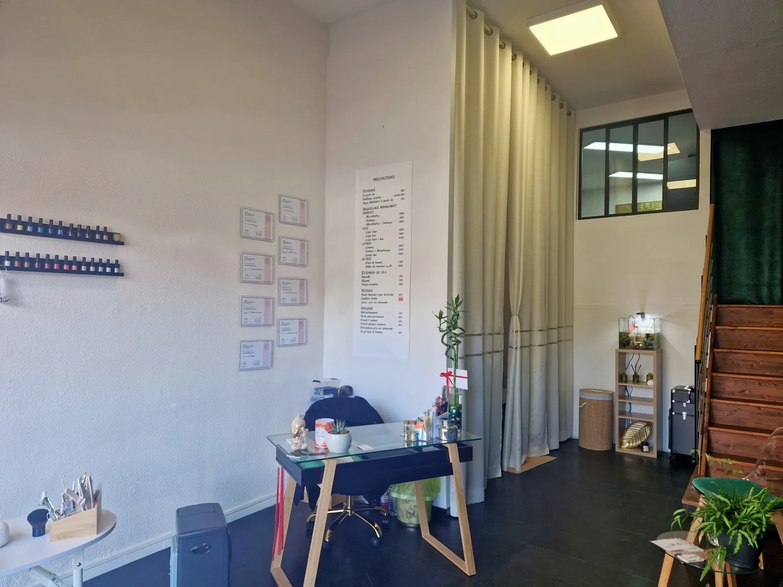 1st Beauty - Onglerie Canet-en-Roussillon - OneBooking