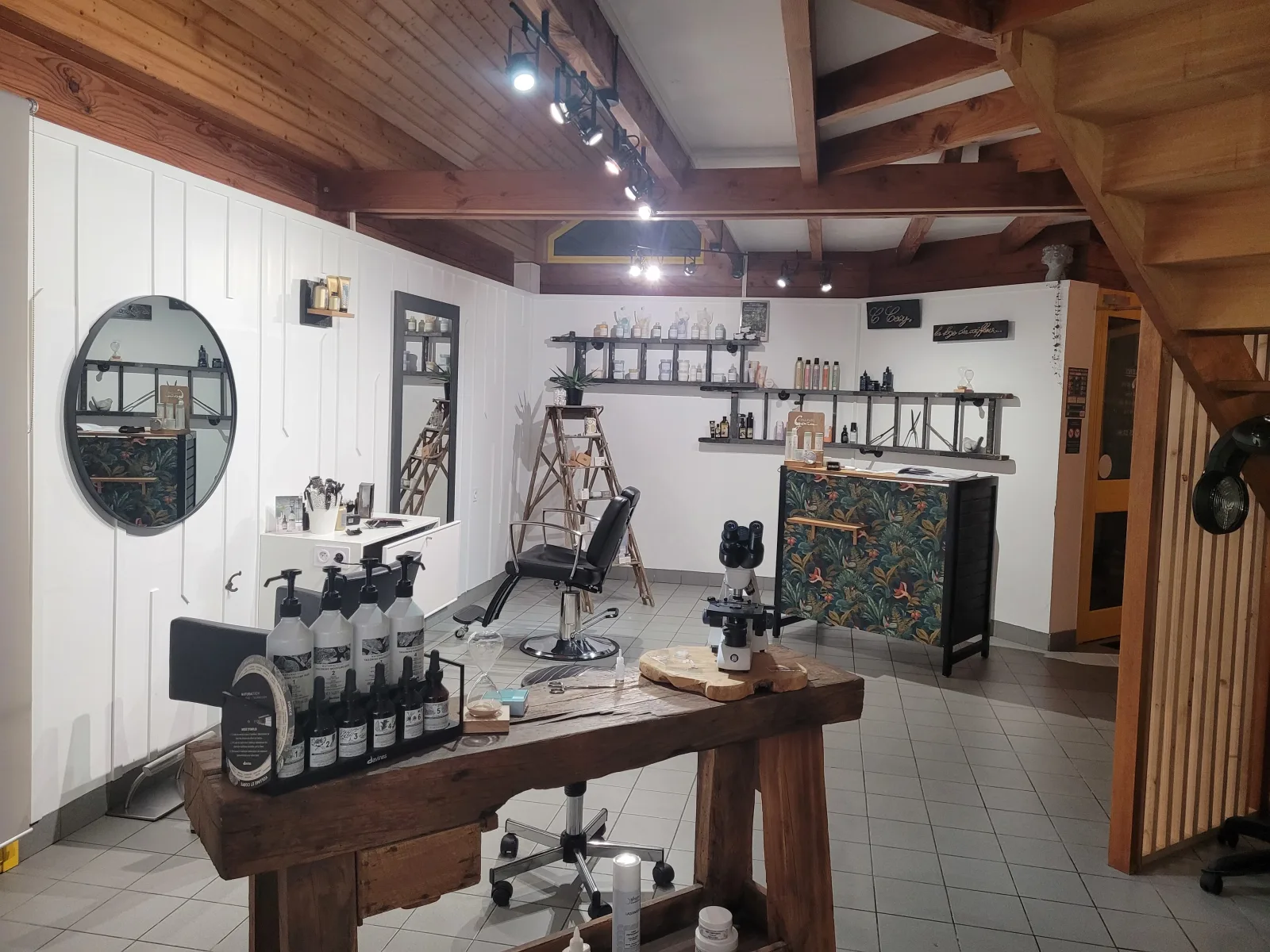 C Cosy la loge du coiffeur
