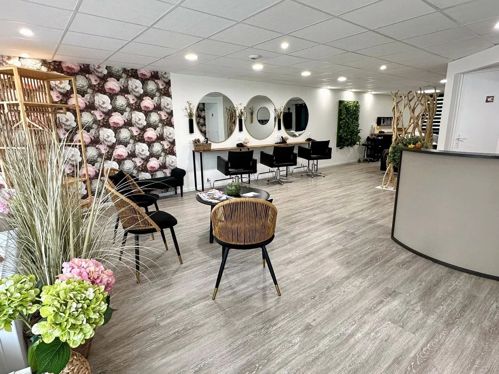 Le Salon. Illkirch Coiffeur