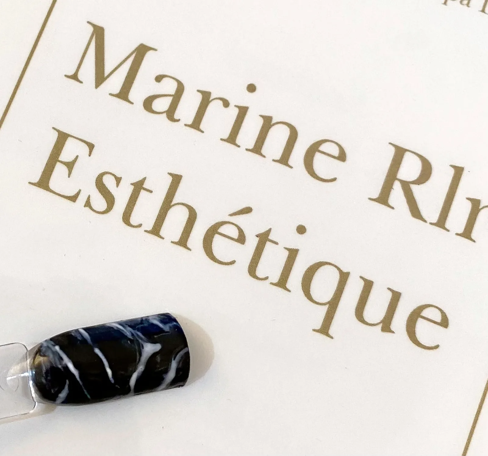Marine Rlr Esthétique - Institut de beauté Doullens - OneBooking