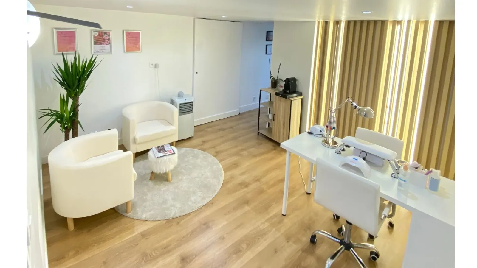 Studio Daniela - Onglerie Villeneuve-Saint-Georges - OneBooking