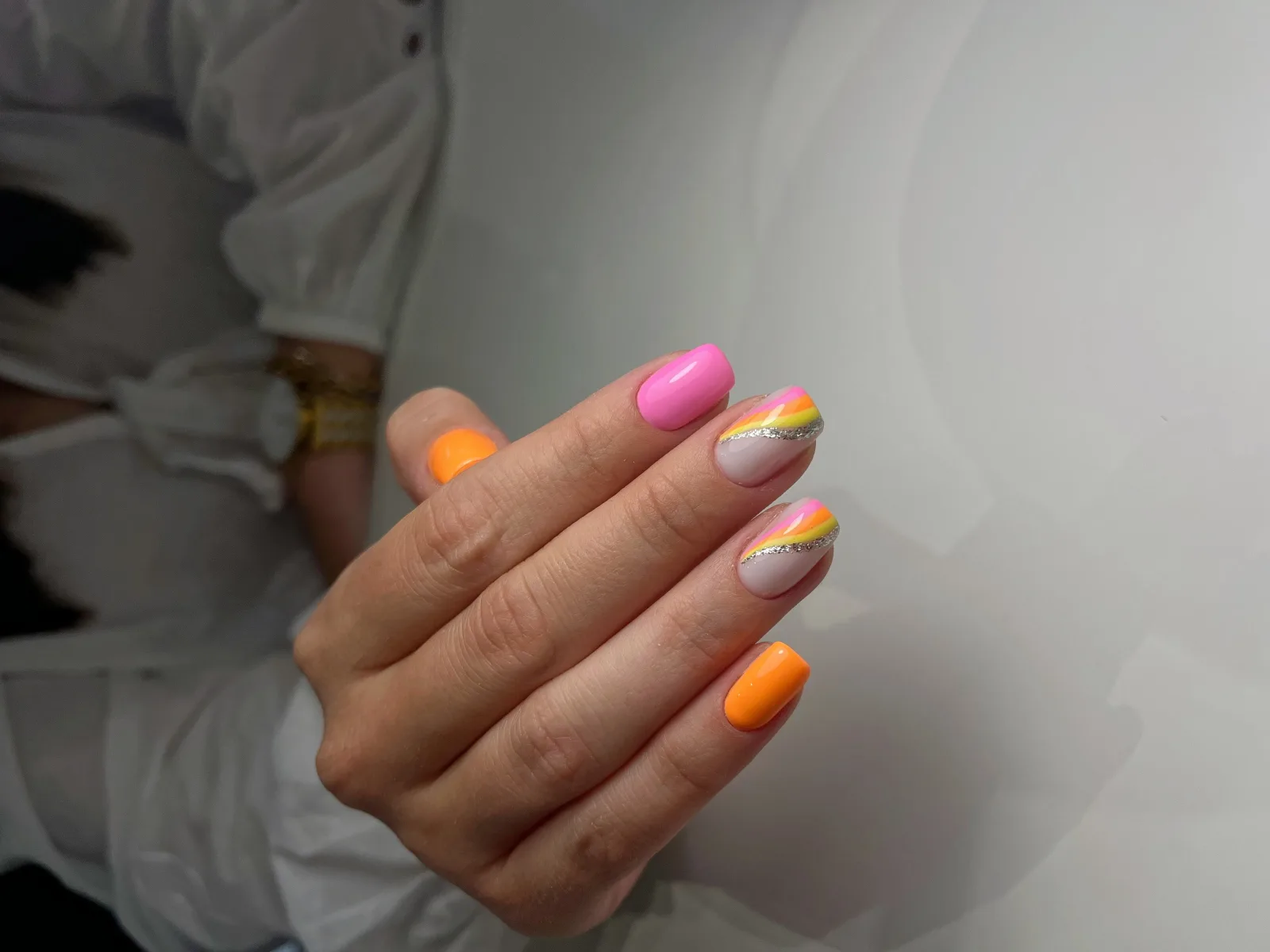 Nails by Madame B - Onglerie Châtellerault - OneBooking