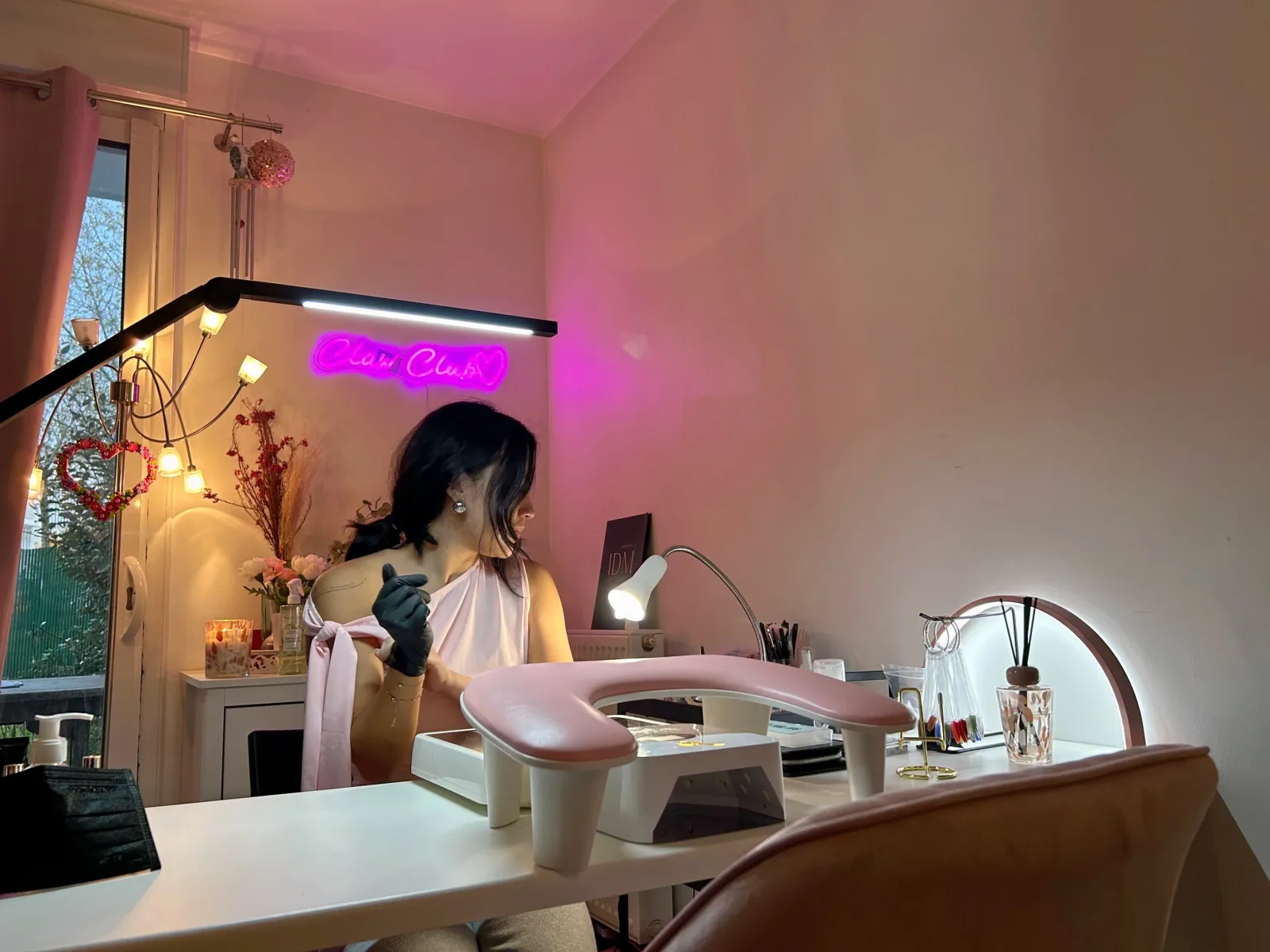 Claw Club - Onglerie Villenave-d'Ornon - OneBooking