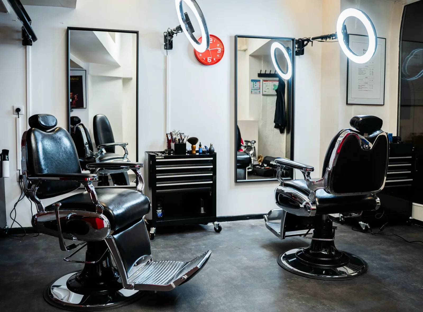 Barber Lounge