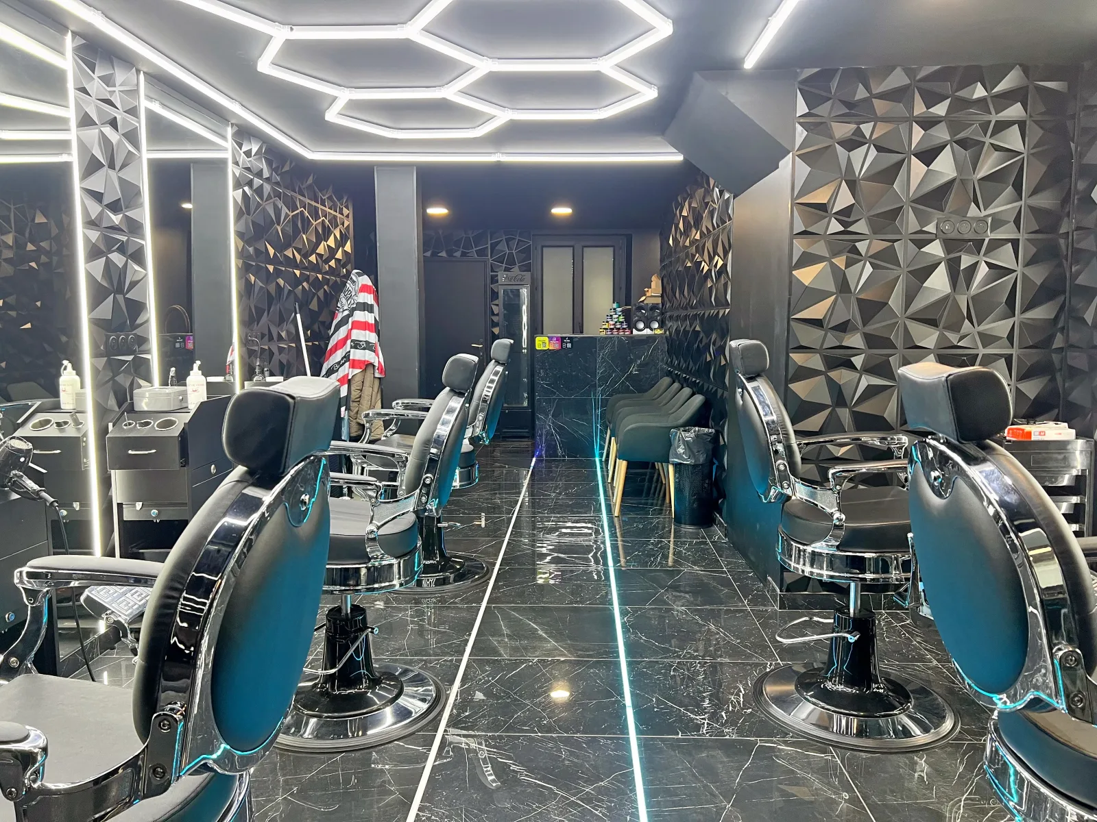 182 Barber - Soin visage Palaiseau - OneBooking