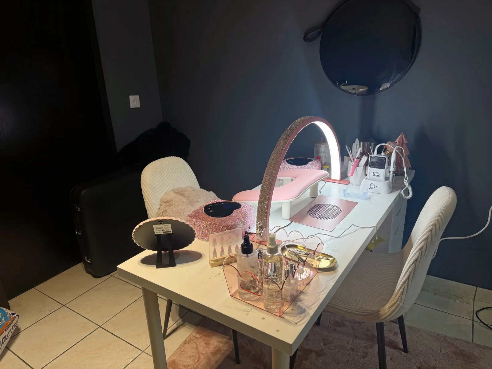Beauty & Nails by Emilie