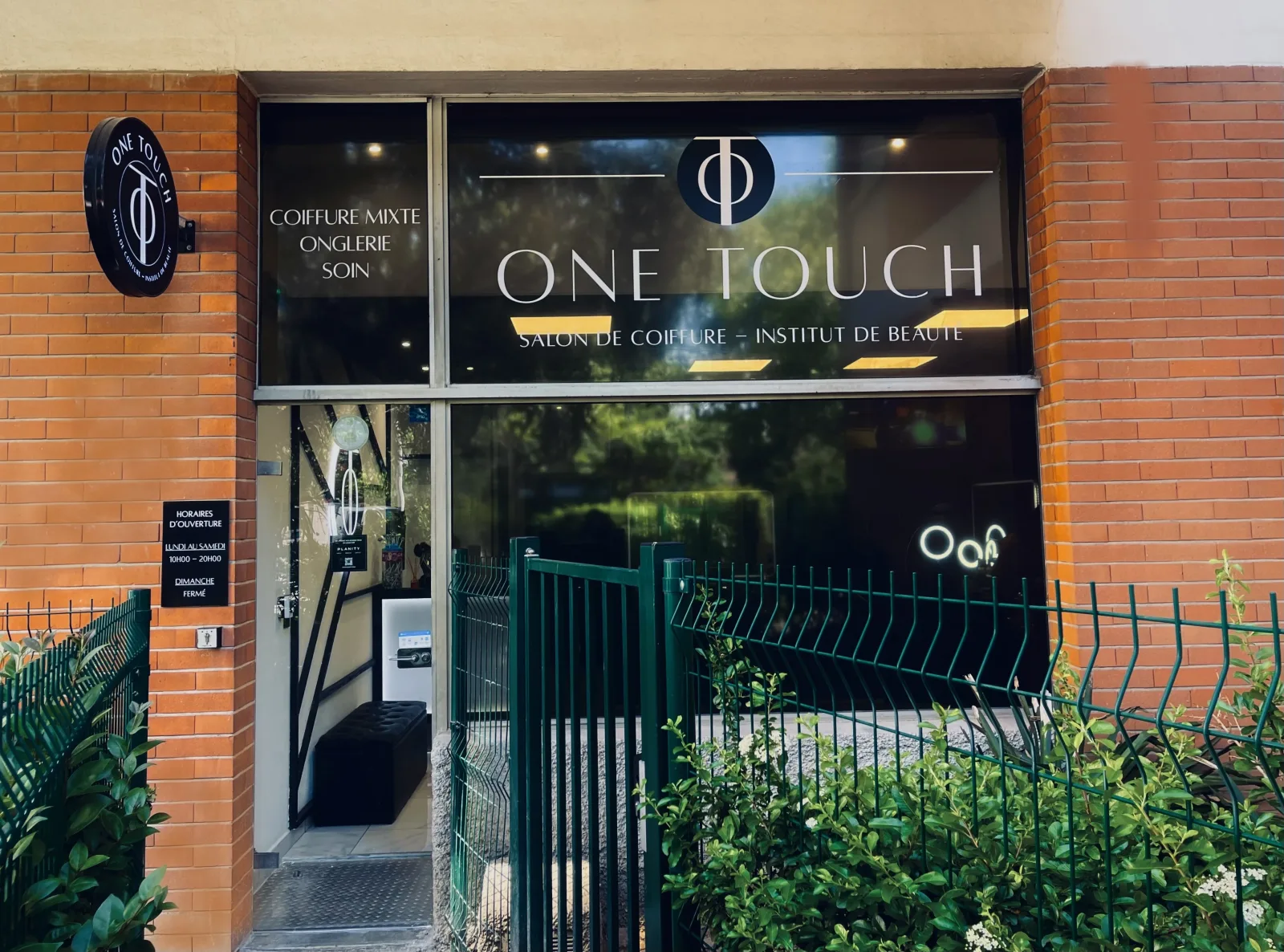 One Touch - Coiffure Toulouse - OneBooking