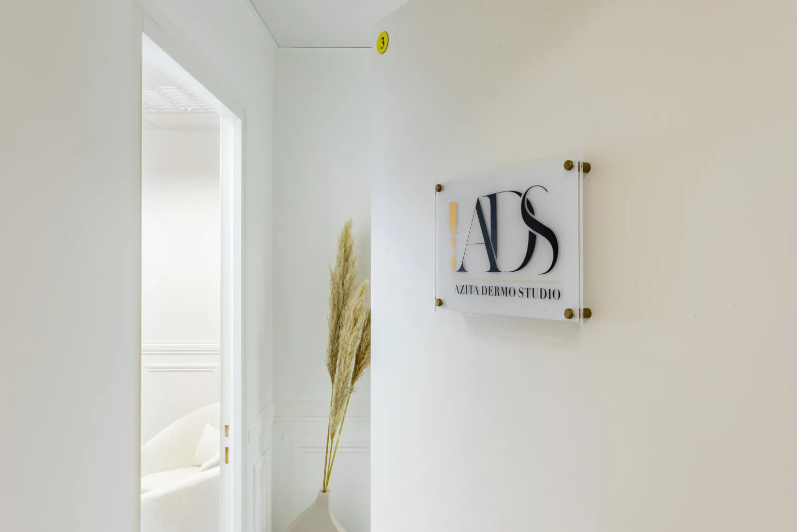 Azita dermo studio