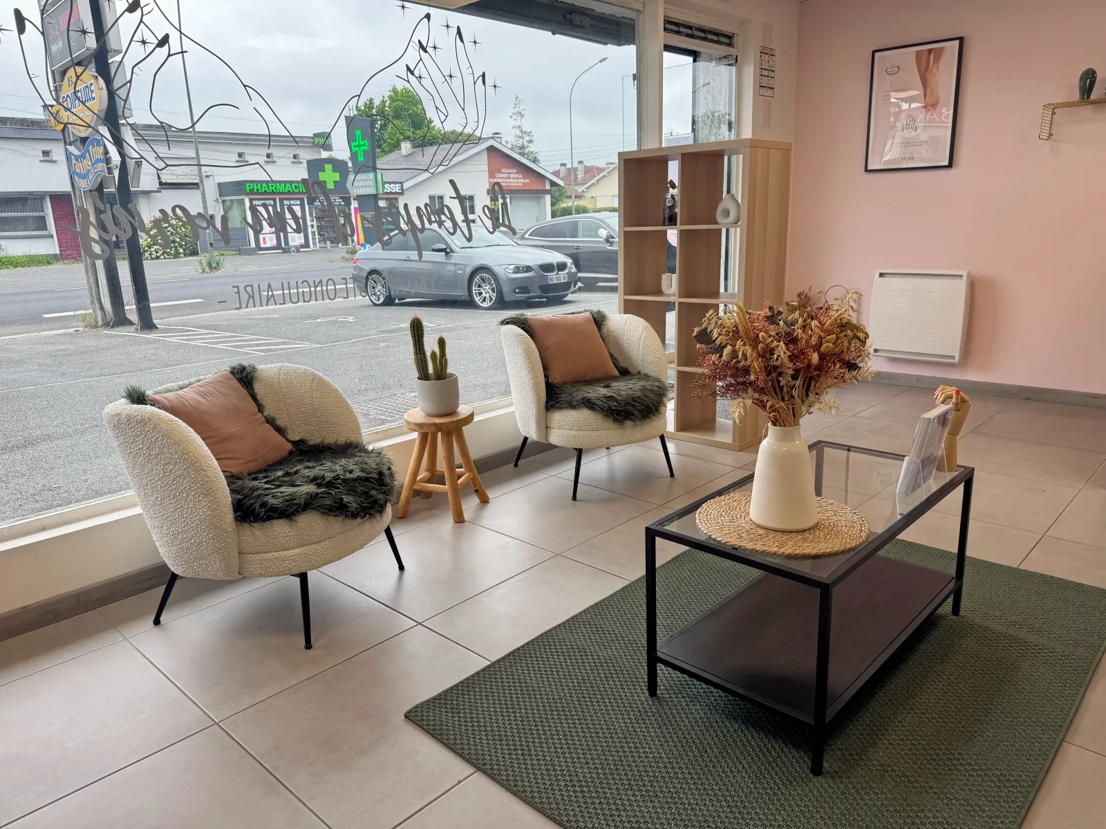 Le temps d’un vernis - Onglerie Pau - OneBooking