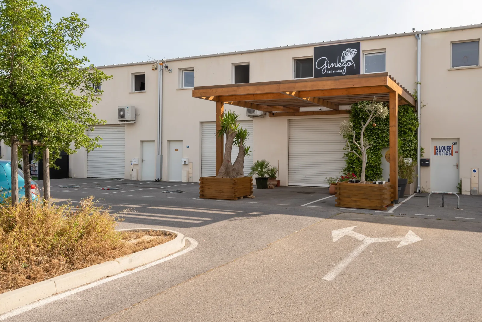 Ginkgo Nail Studio - Onglerie Le Grau-du-Roi - OneBooking