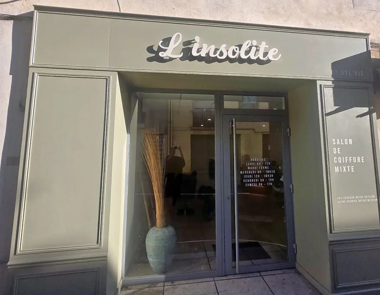 L'insolite coiffure by syl'vie - Coiffure Orange - OneBooking