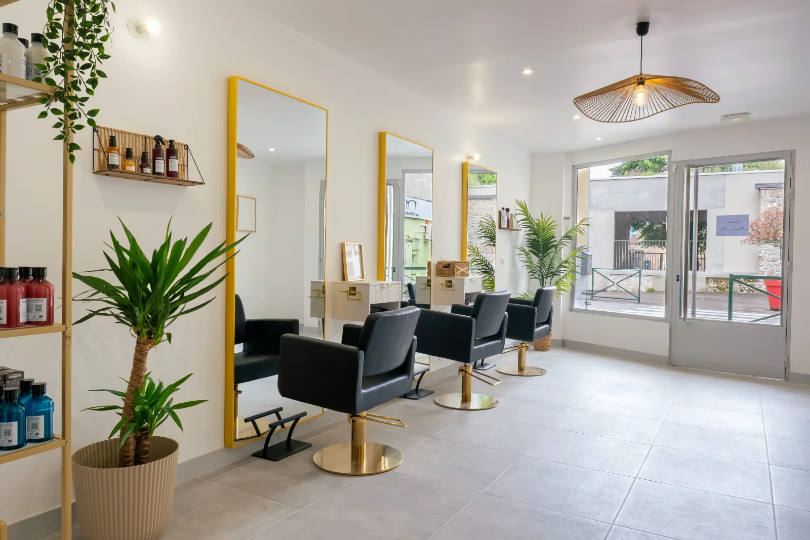 Maison de la coiffure - Coiffure Tullins - Photo de couverture - OneBooking