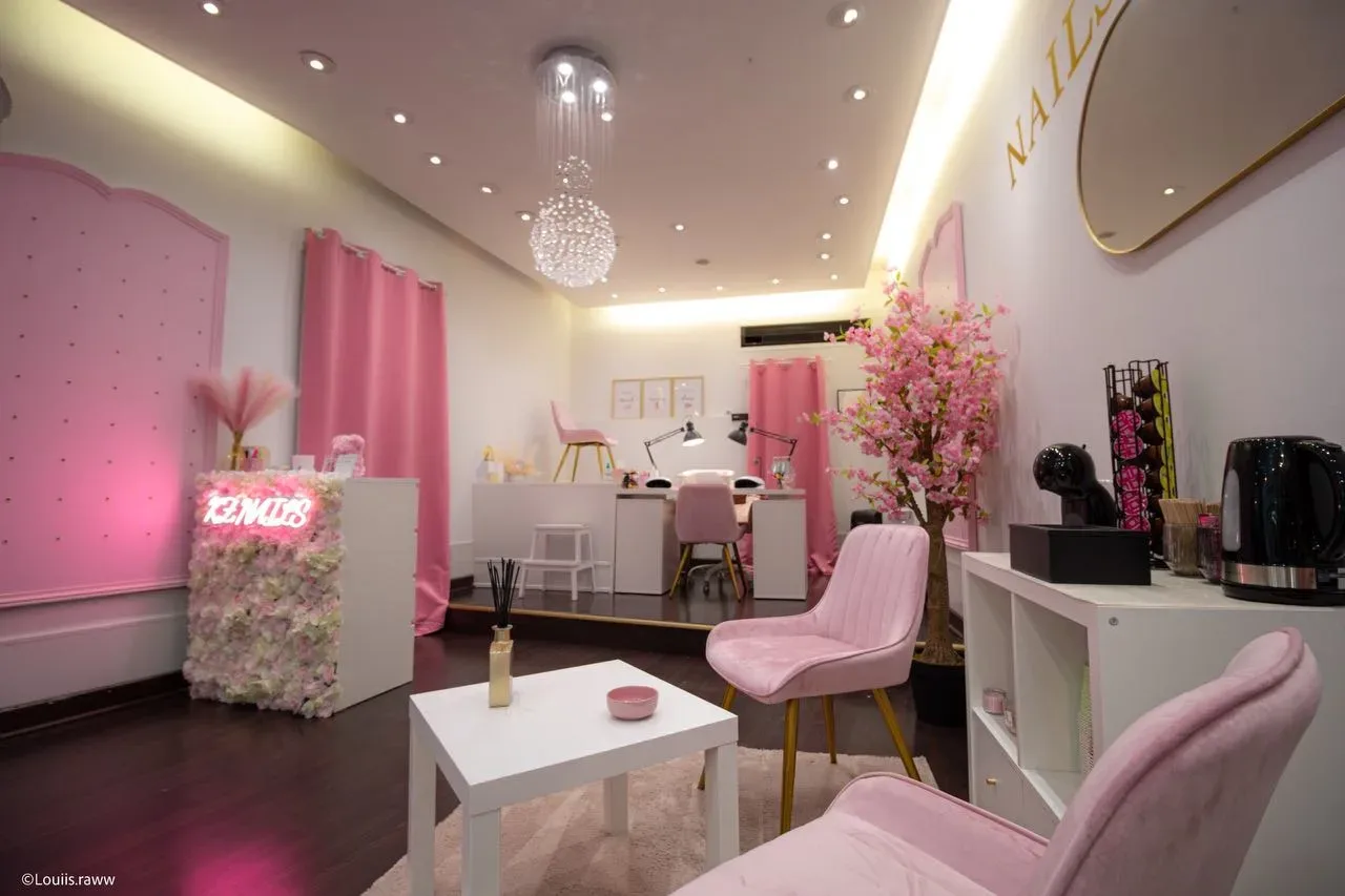 KZ NAILS - Onglerie Blois - Photo de couverture - OneBooking