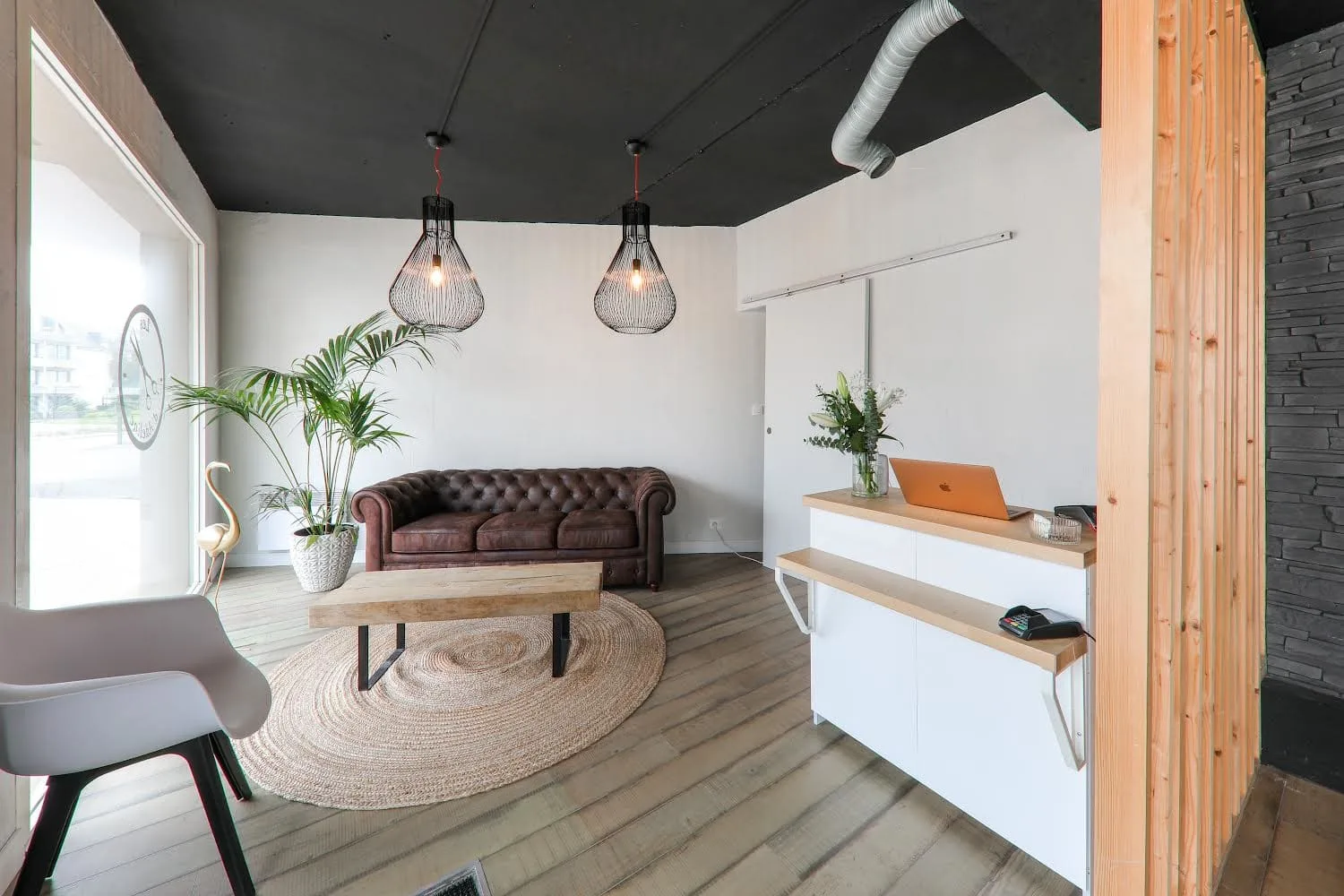 Les Ciseaux d'Adeline - Coiffure Guérande - Photo de couverture - OneBooking