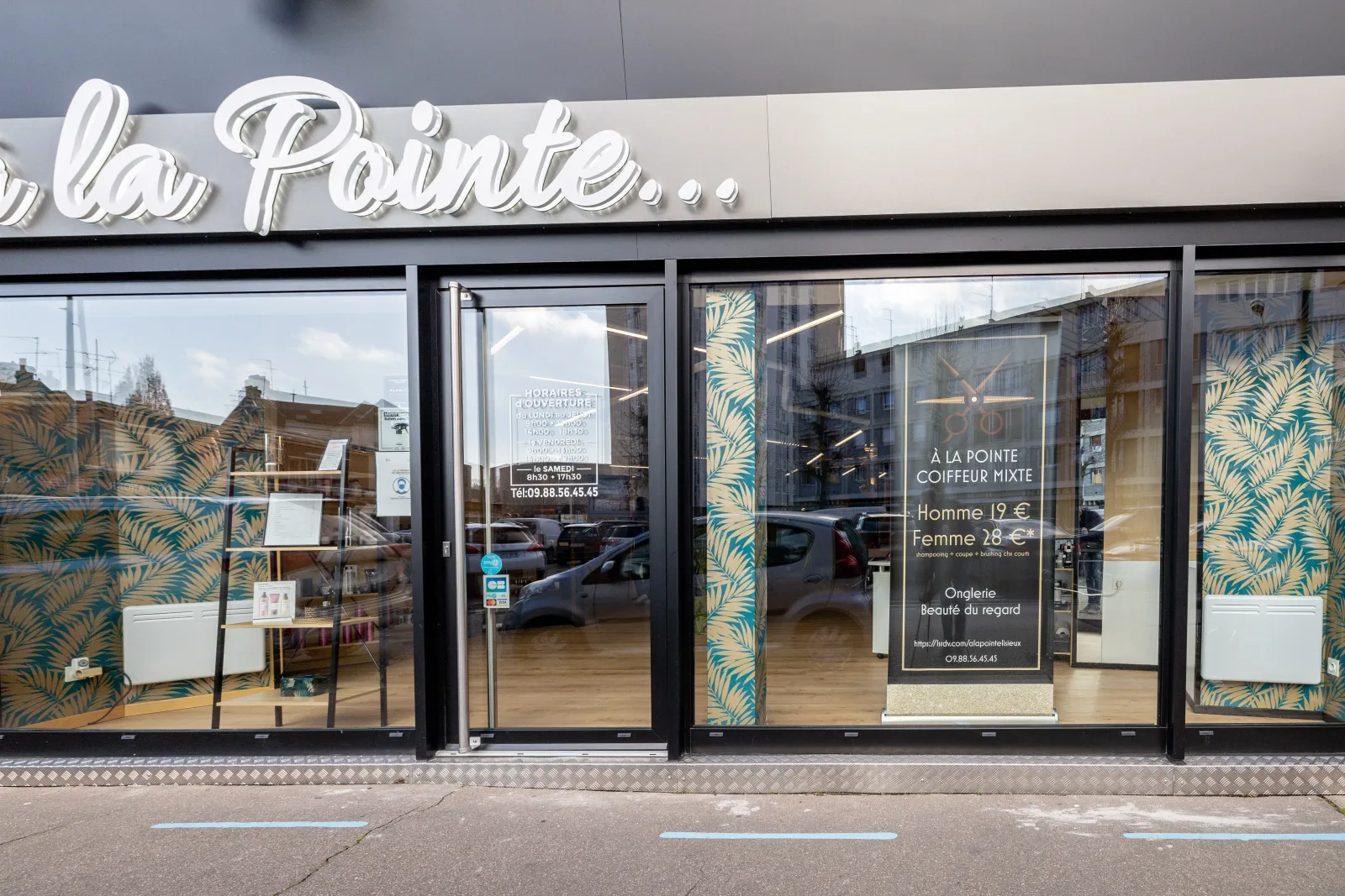 À La Pointe - Coiffure Lisieux - OneBooking