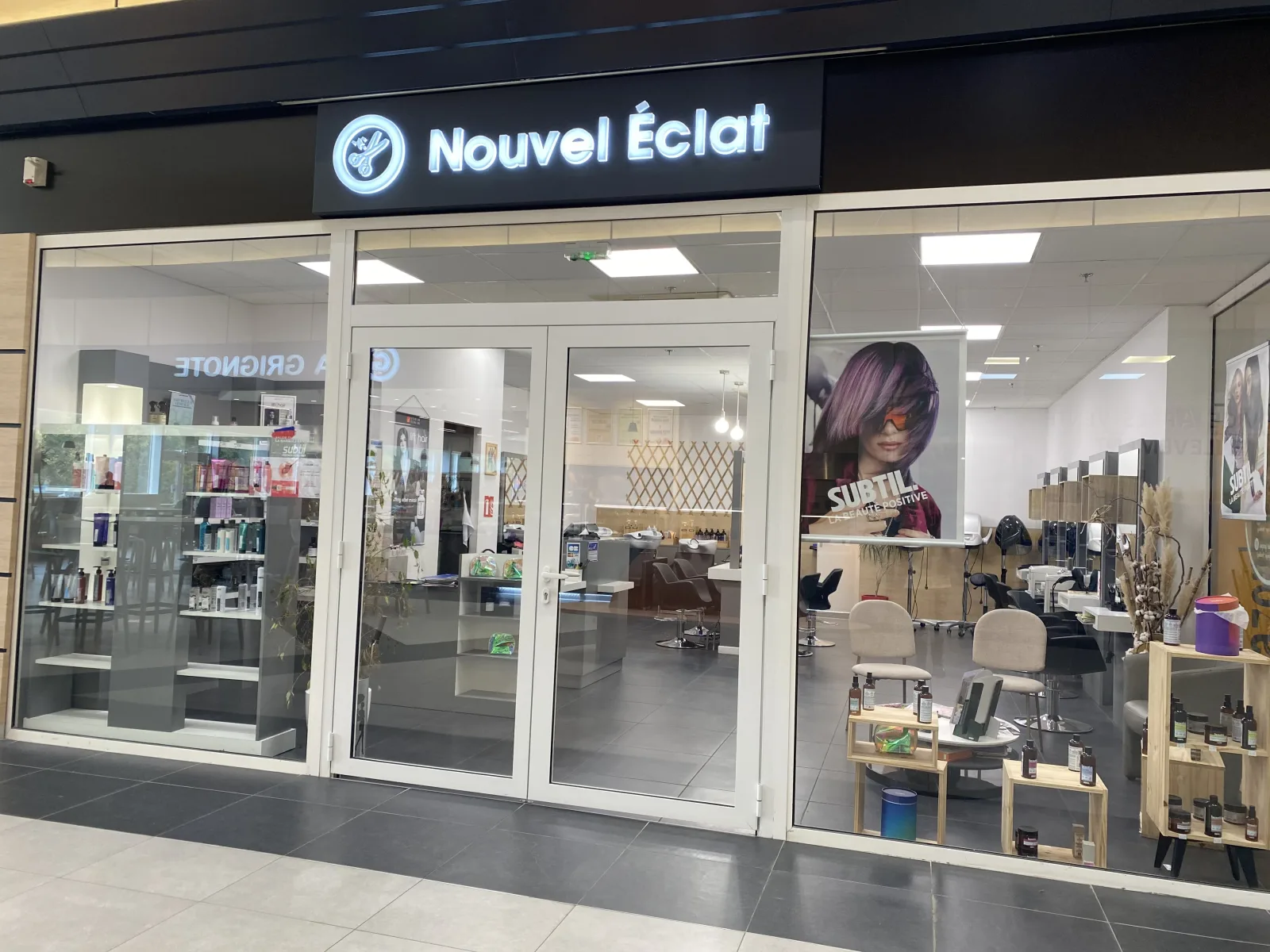 NOUVEL ECLAT - Coiffure Lisieux - OneBooking